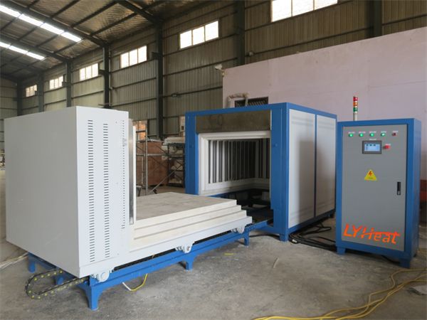 高溫臺車爐的溫度控制系統的精確性和穩(wěn)定性